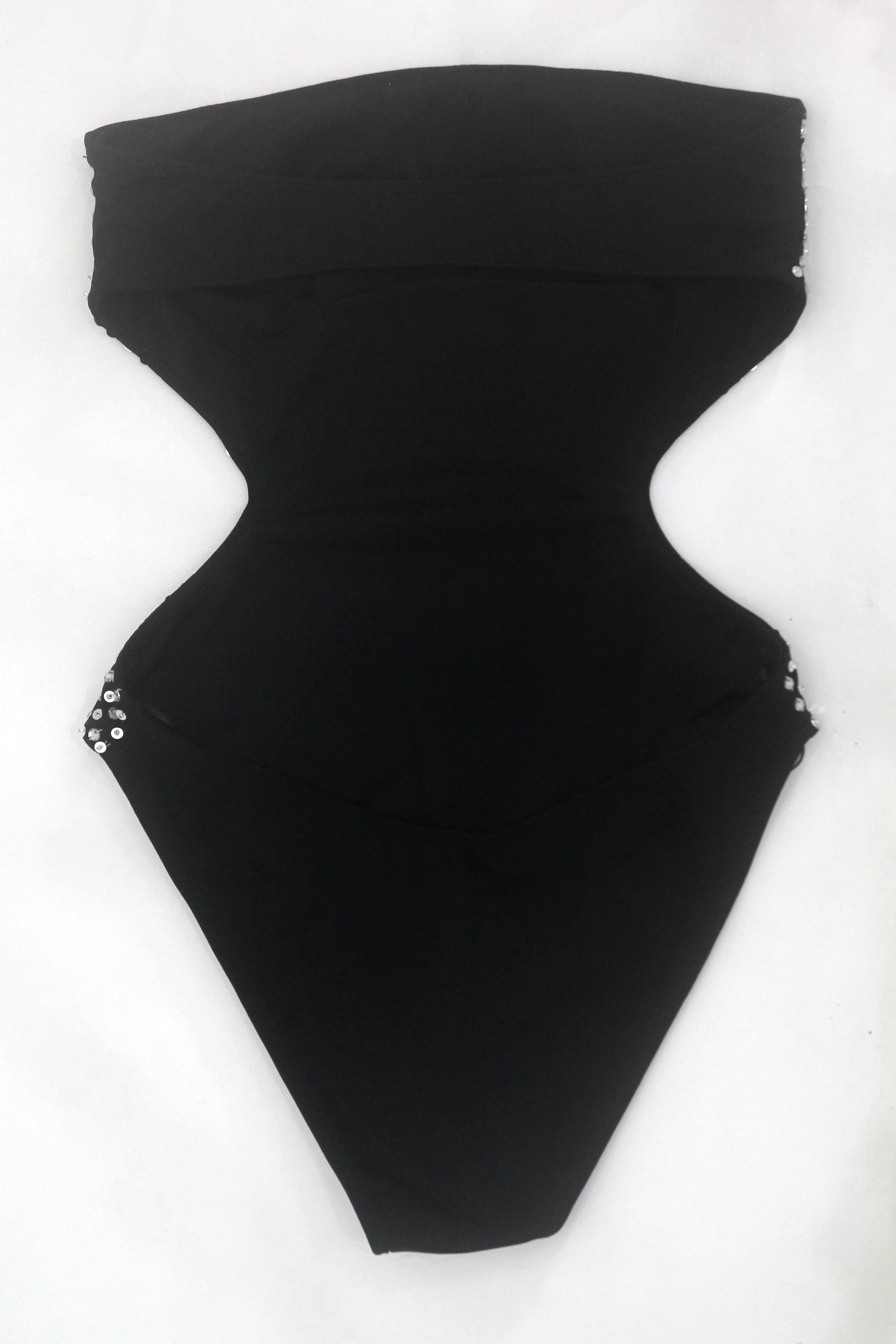 One piece Crystal black